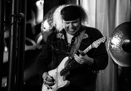 Julian Sas