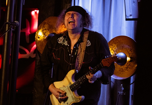 Julian Sas